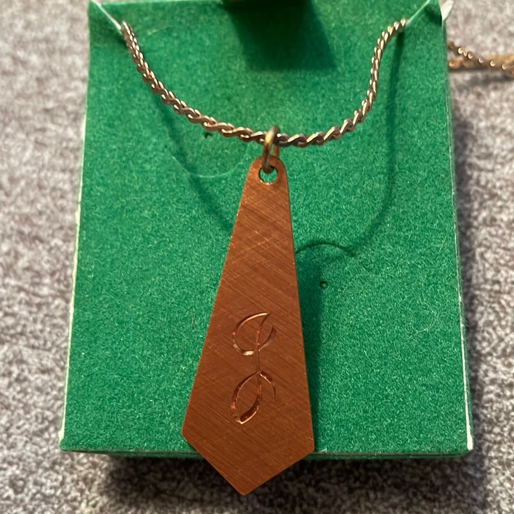 Coppercraft J initial drop 18 inch necklace